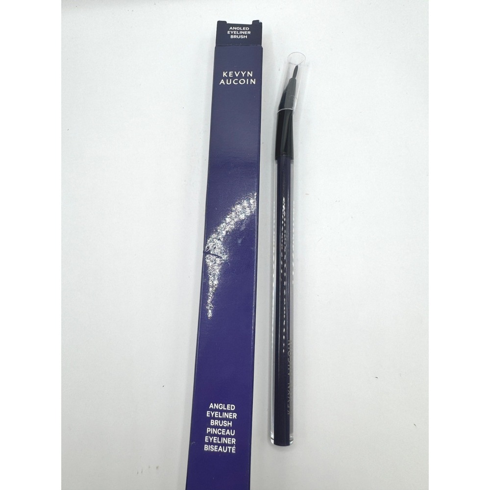 Kevyn Aucoin The Angled Eyeliner Brush New in Box